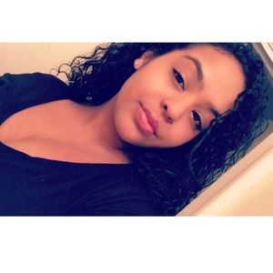 Meet your Posher, Chelsey